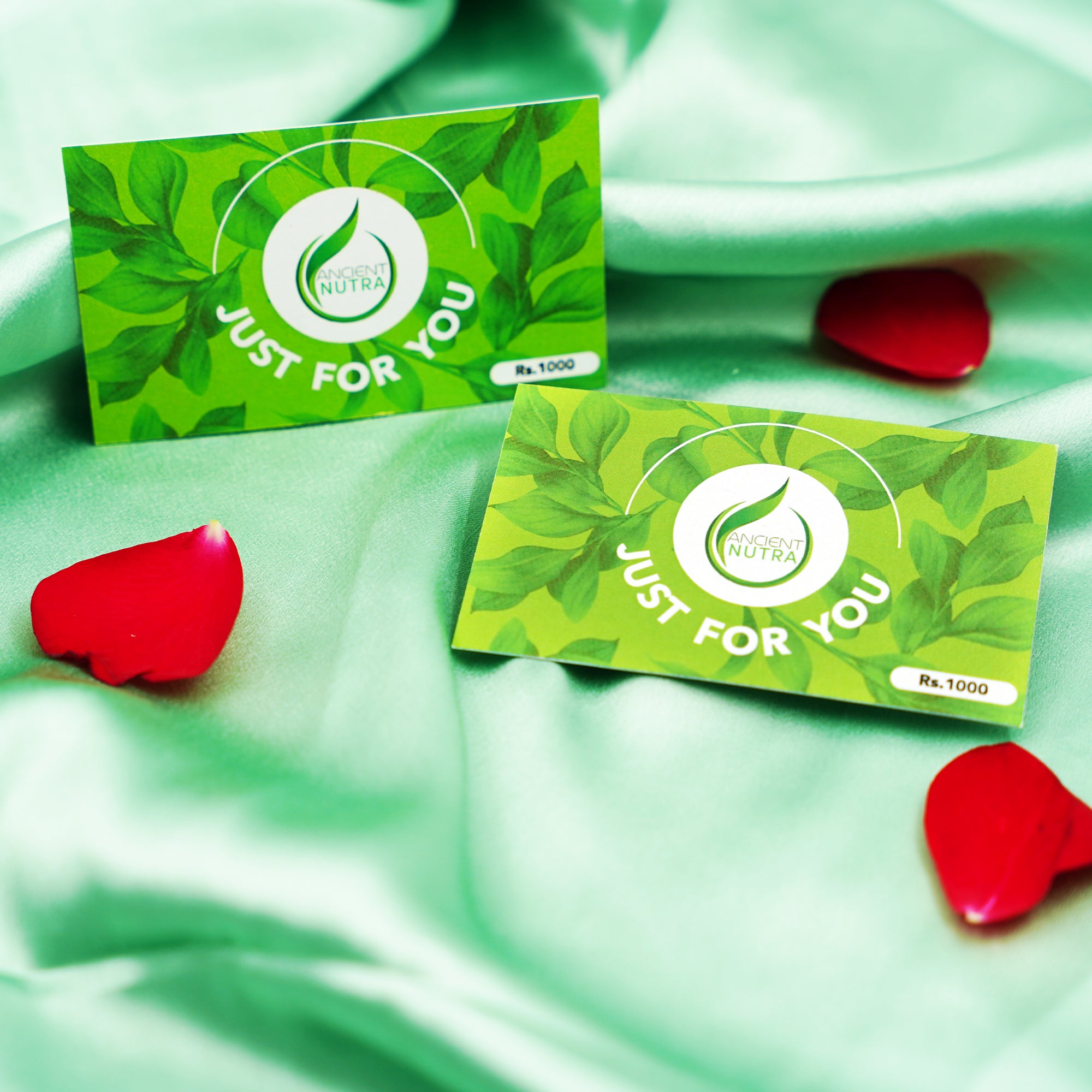 පුරාණ නූට්රා තෑගි කාඩ්පත